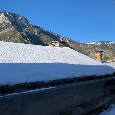 Gite Paisible Au Coeur Des Montagnes A Nohèdes Exteriör bild