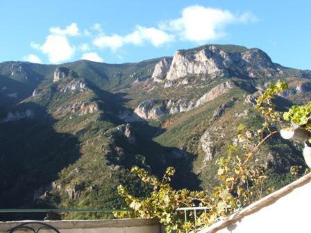 Gite Paisible Au Coeur Des Montagnes A Nohèdes Exteriör bild